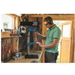 Scheppach DP19VARIO - Trapano A Colonna Con Regolazione Di Velocità E Laser 16 Scheppach DP19VARIO - Trapano A Colonna Con Regolazione Di Velocità E Laser -Scheppach trapano a colonna scheppach dp19vario da banco 6